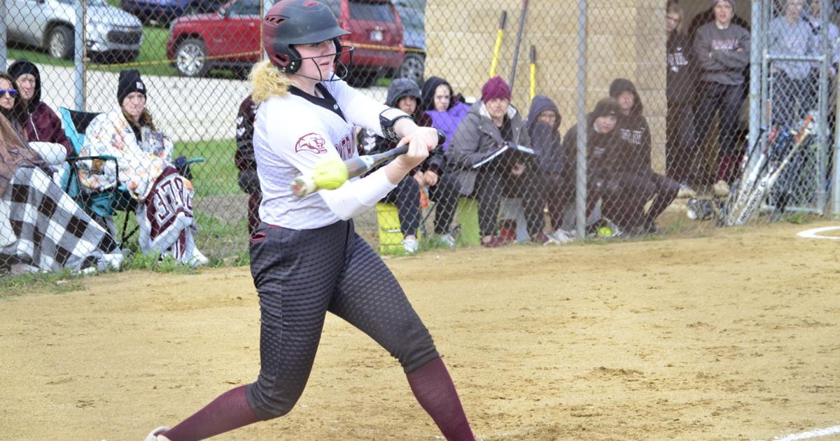 Cougars softball, Hornets baseball advance to NECC Semis